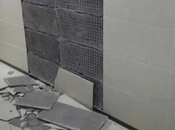 克什克腾瓷砖空鼓维修公司分享下克什克腾墙砖松动维修的知识